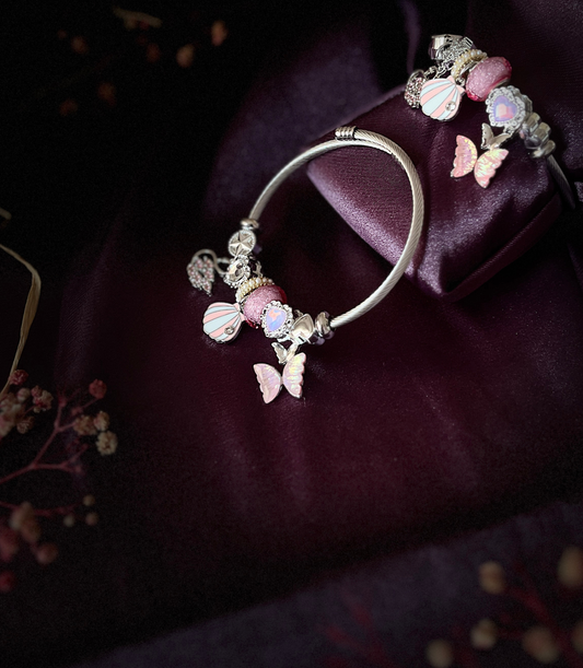 Kelebek ve Deniz Kabuğu Figürlü Çelik Pandora Charm Bileklik